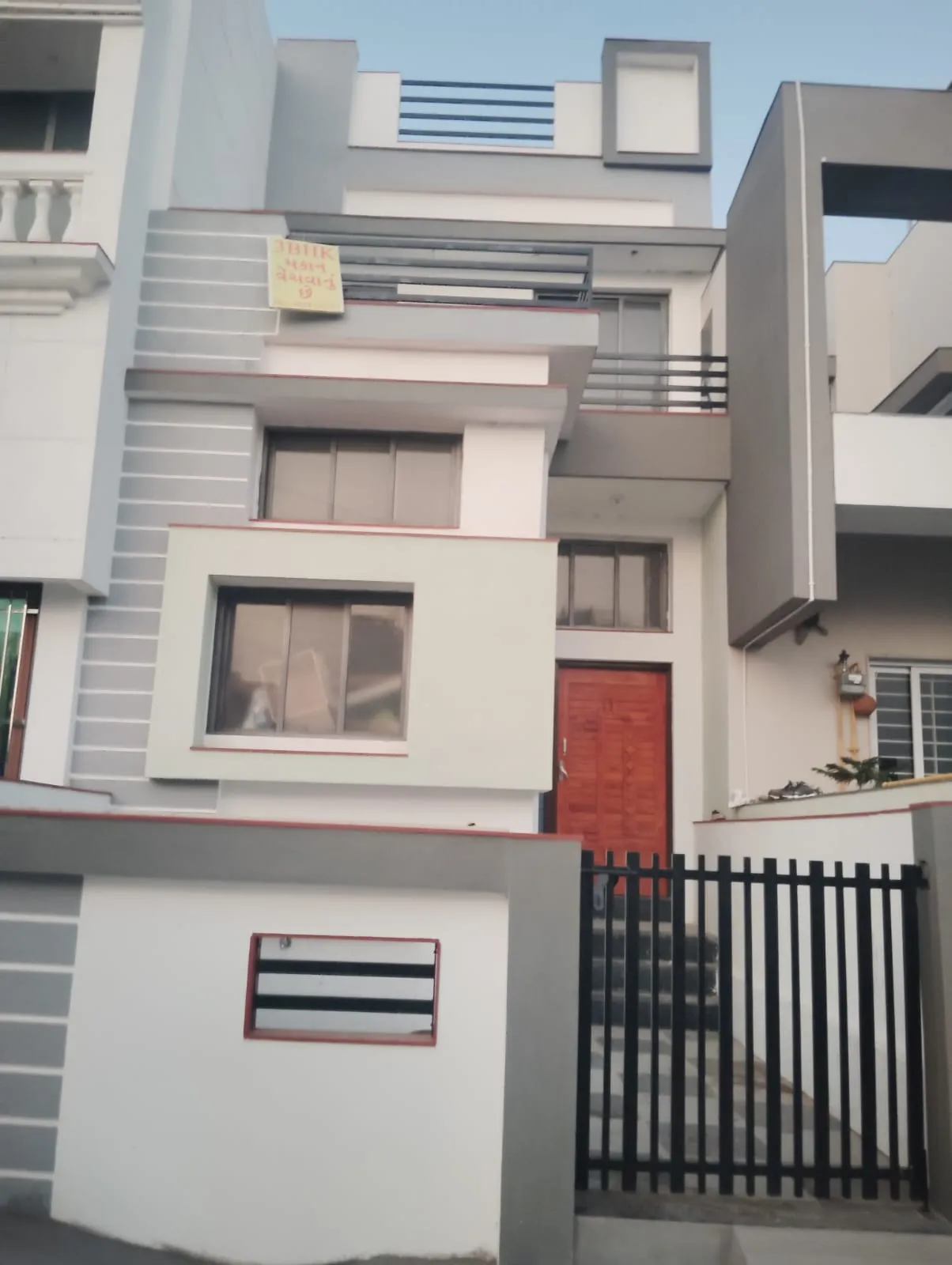 Premium 3 BHK Independent House (1450 Sq. Ft. Construction) for Sale at Madhav Residency, Tarsamiya Road, Bhavnagar property in Bhavnagar