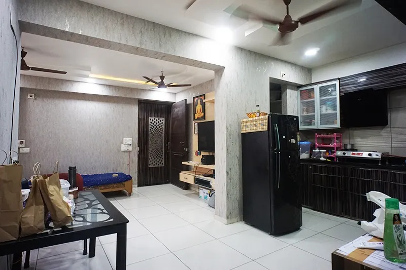 Luxurious Fully Furnished 2BHK1290 Sq. Ft. Flat for Sale near Shilaj Circle to Science City Road, Ahmedabad (Price Negotiable) in Ahmedabad