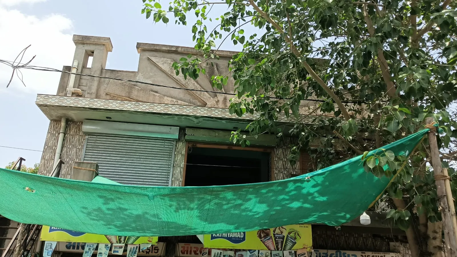 Massive 2250 Sq. Ft. Commercial Hall (First Floor) for Rent on Ghogha Main Road, Bhavnagar property in Bhavnagar