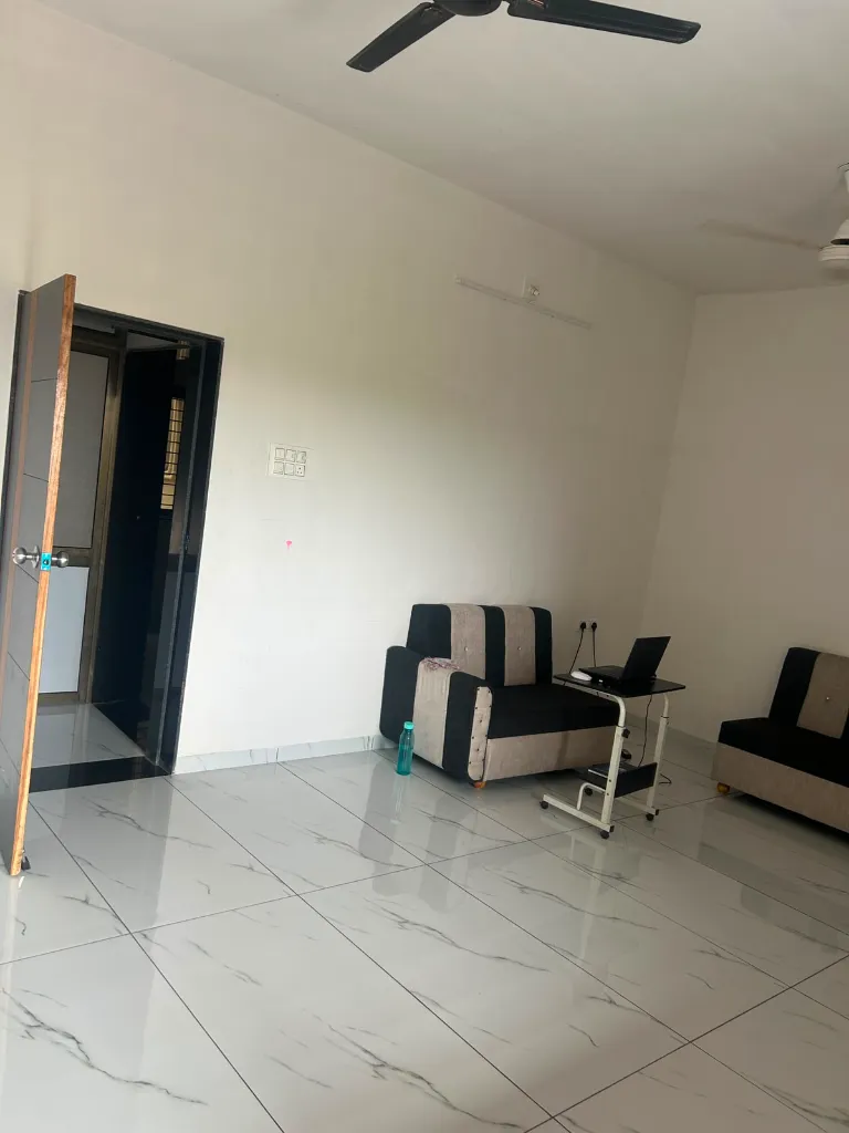 airport-ring-road-bhavnagar-1bhk-tenement-rent 1.webp