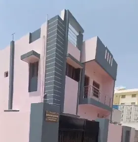 Road-Touch 1 BHK Ground Floor Residential Unit with 2 Attached Bathrooms for Rent in Kaliyabid, Bhavnagar