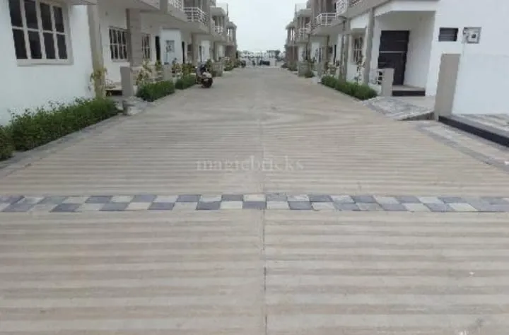 Premium 3 BHK Independent Tenement with Ring Road View for Sale at Pujan Bungalows 6, Nana Chiloda, Ahmedabad